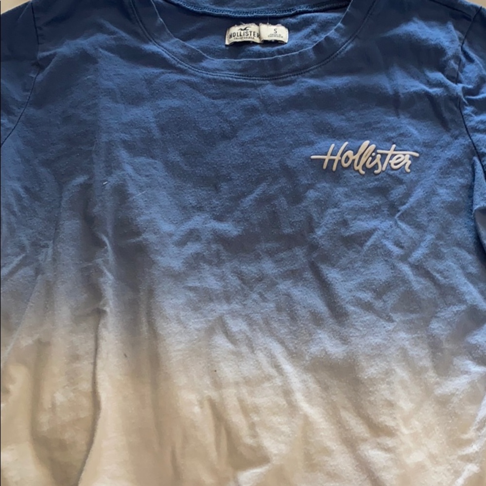 hollister blue and white ombré t-shirt